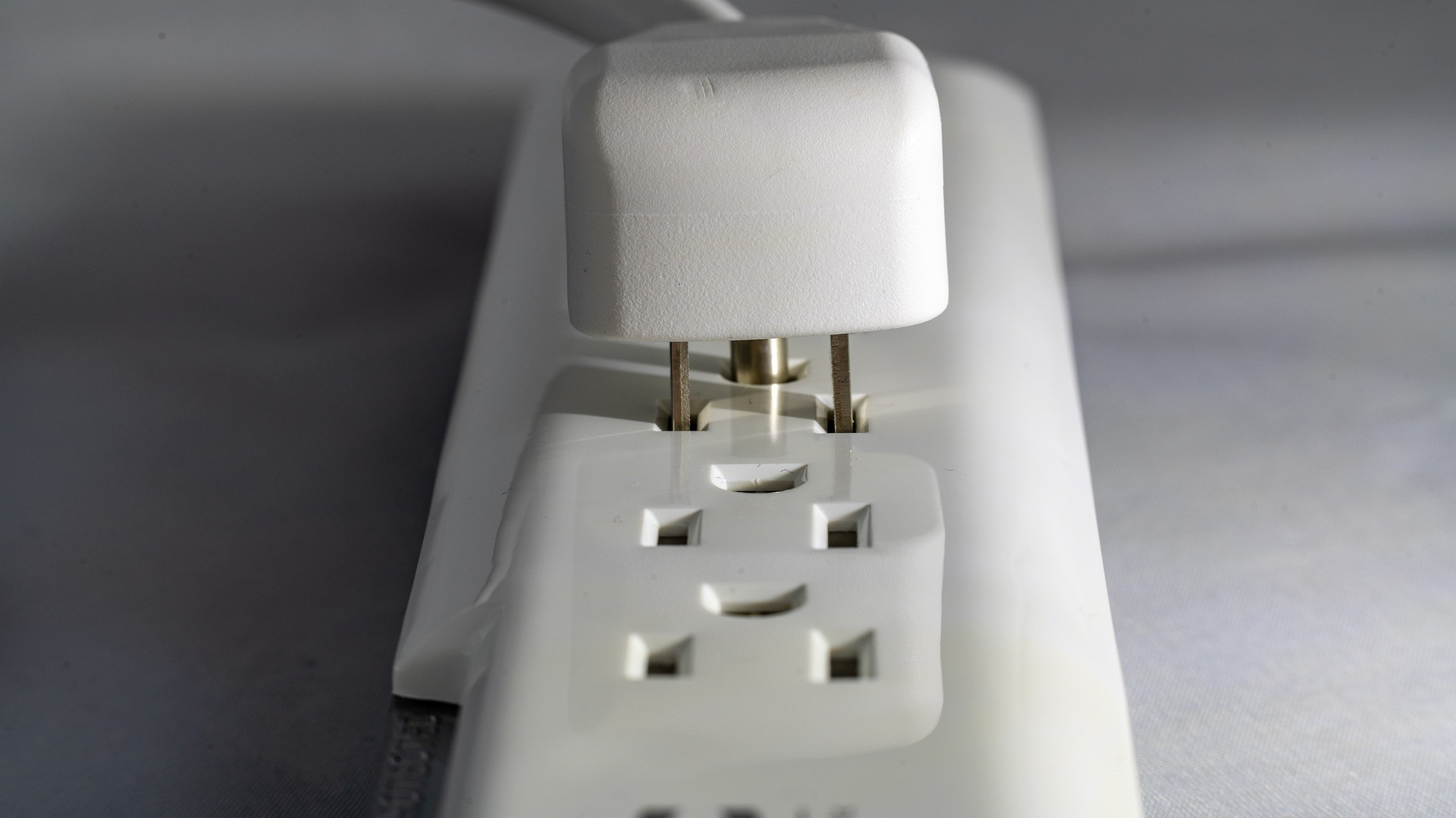 Power strip